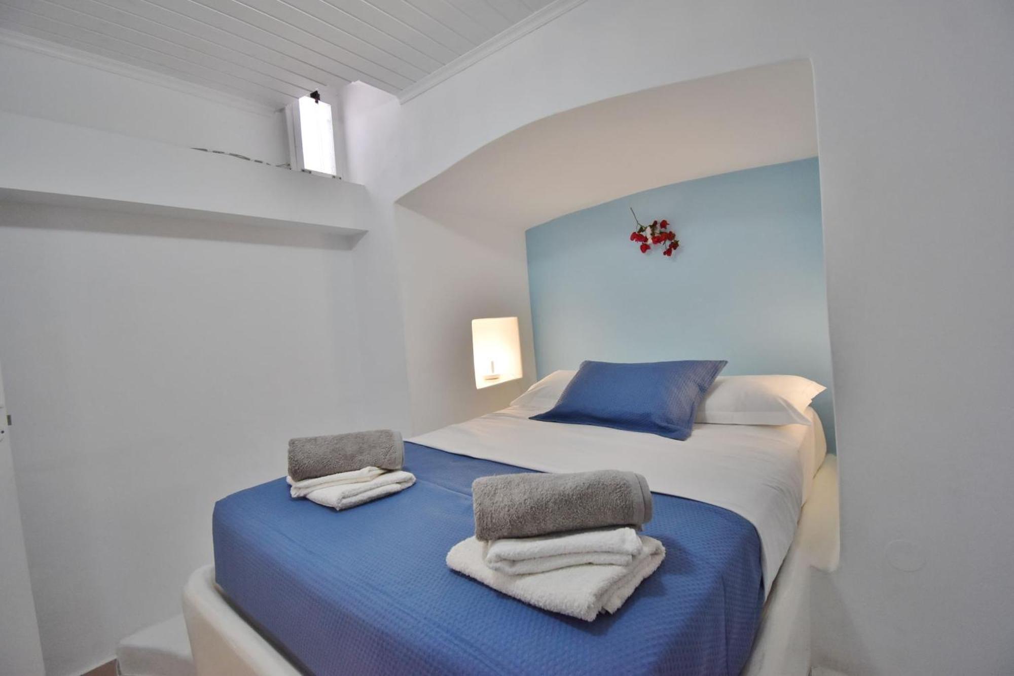 Blue Mare Apartments On The Beach Firopotamos Pokój zdjęcie