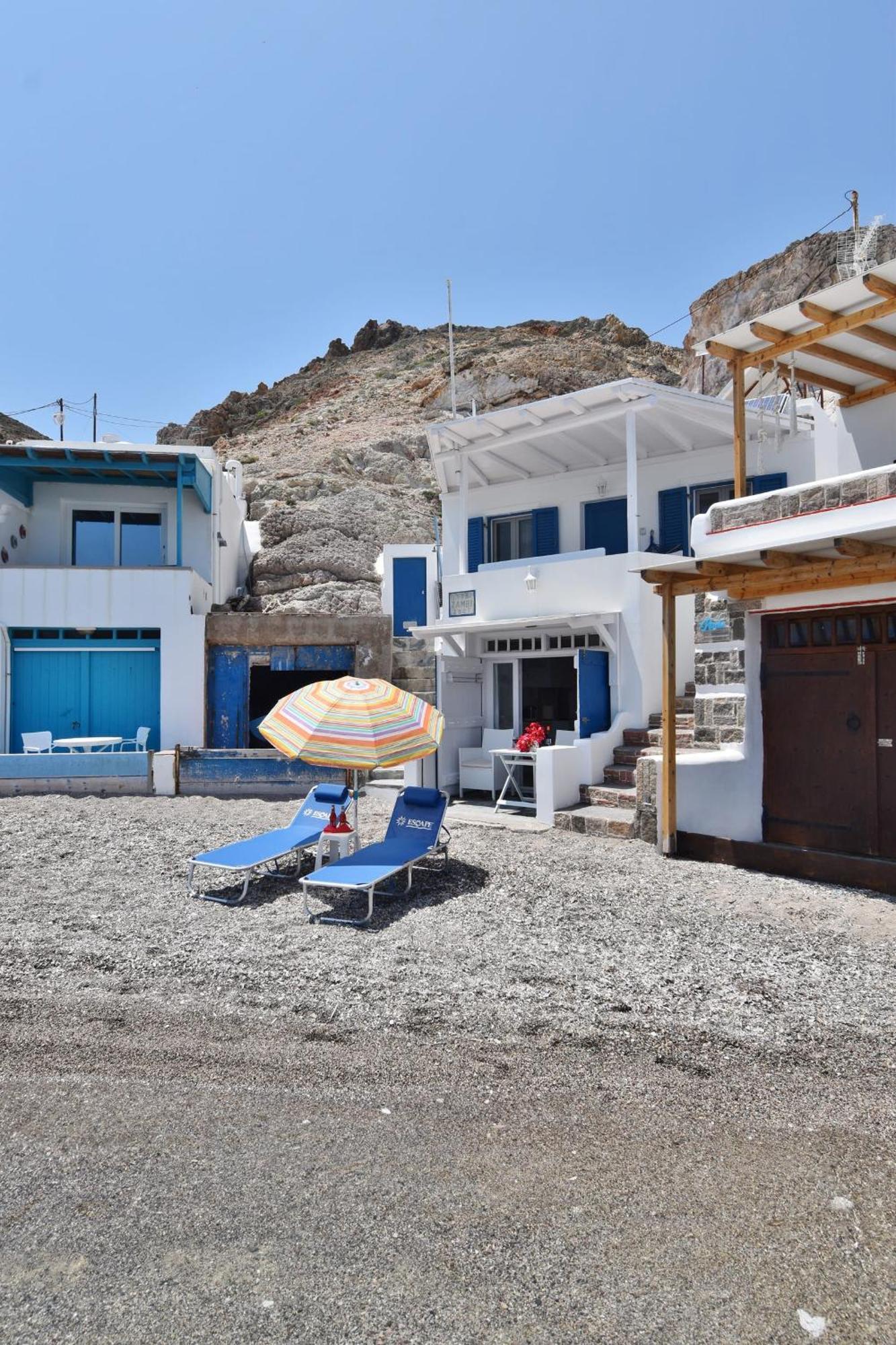 Blue Mare Apartments On The Beach Firopotamos Pokój zdjęcie