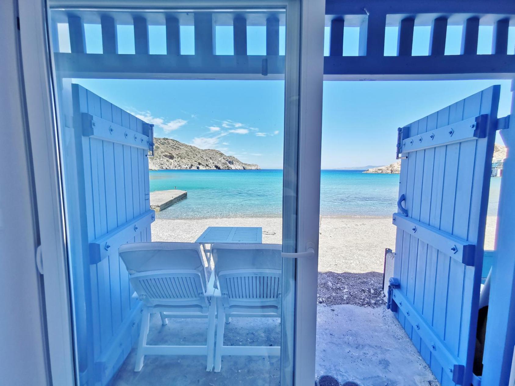 Blue Mare Apartments On The Beach Firopotamos Pokój zdjęcie