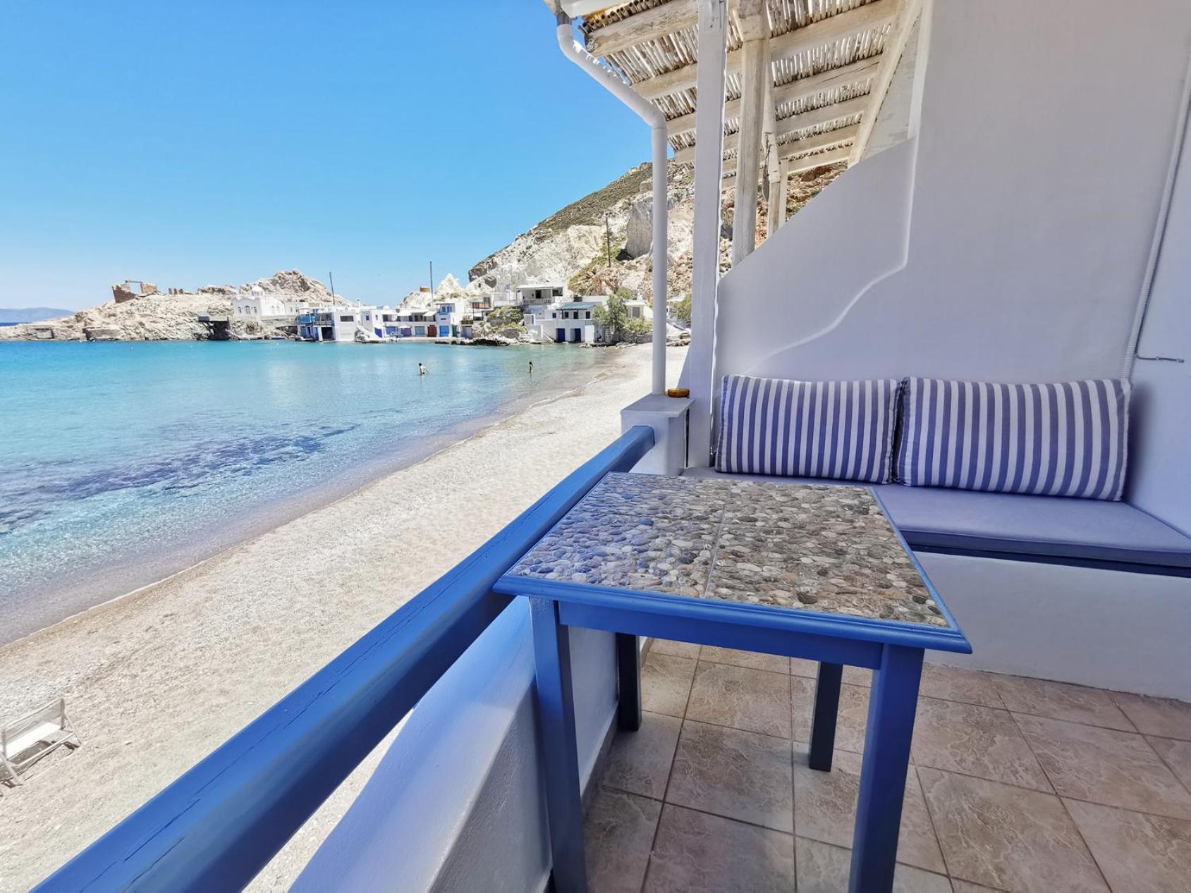 Blue Mare Apartments On The Beach Firopotamos Pokój zdjęcie